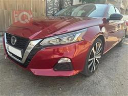 نيسان ألتيما